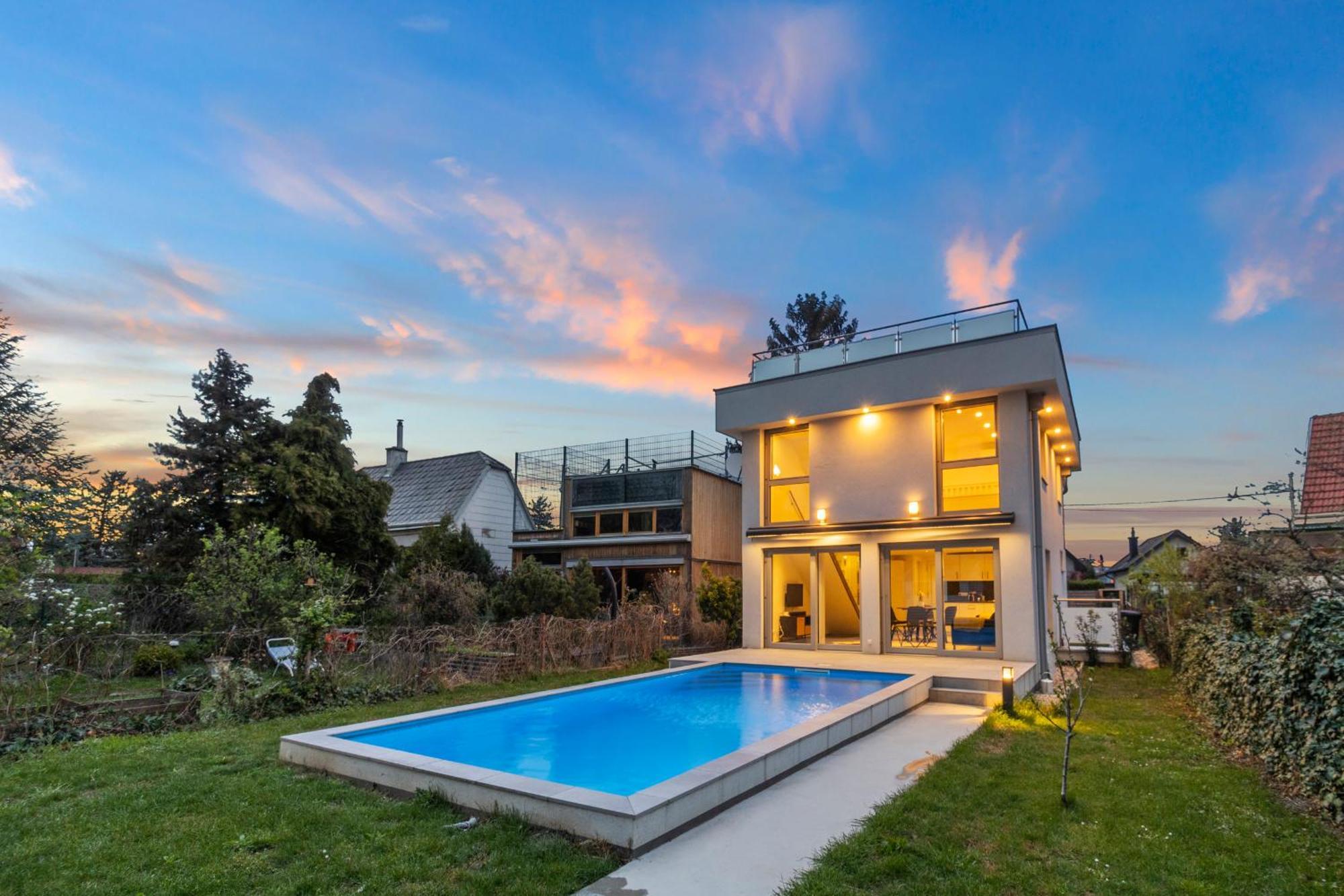Villa Jaeger Mit Pool In Wien Luaran gambar